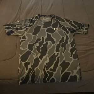 Under armour camo pattern tee